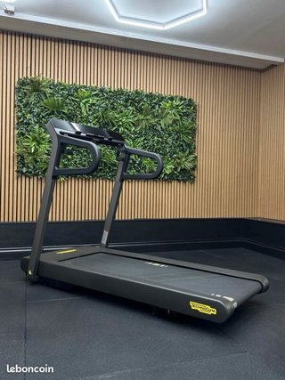 Cinta de correr Technogym MYRUN Cosmo