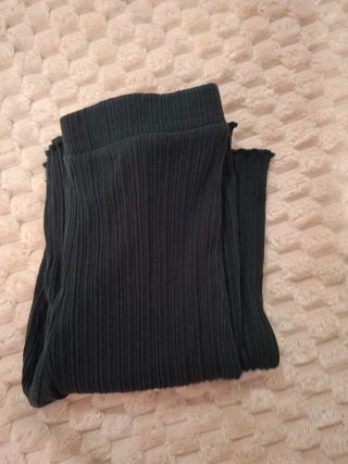 Pantalón acampanado negro