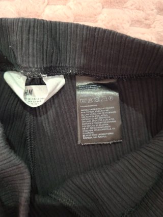 Pantalón acampanado negro