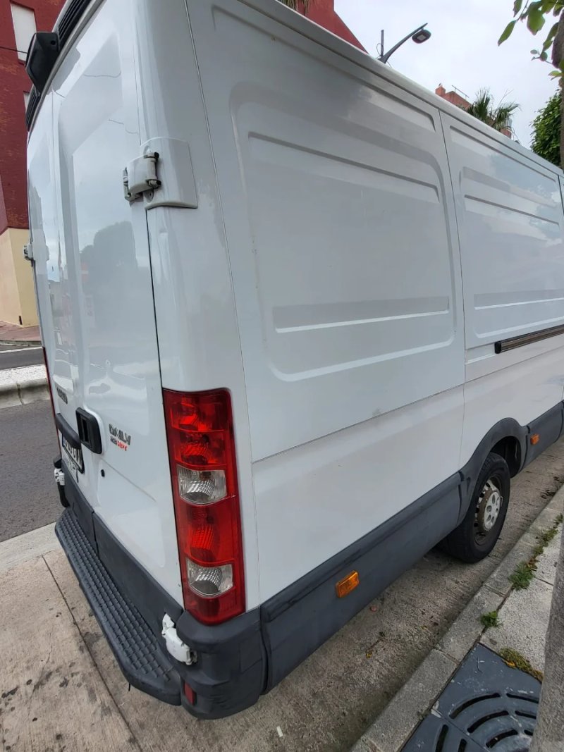 Iveco Daily 2010 - foto 1