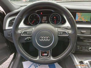 AUDI A4 AVANT SLINE 2.0 TDI QUATTRO STRONIC