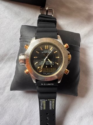 CASIO  ALTI-DEPTH METER (Años 80)
