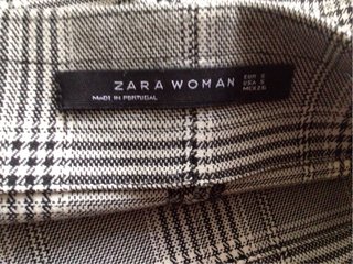 Falda Zara cuadros gris