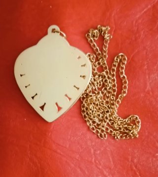 Colgante Corazón Perla Dorada y pendientes