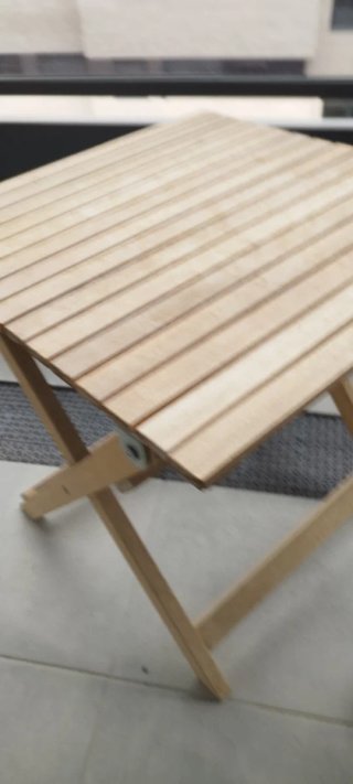 Mesa plegable de madera para terraza