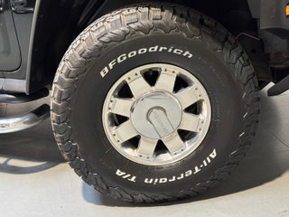 Hummer H2 6.0 329cv