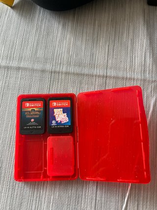 Nintendo Switch con 2 giochi