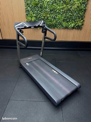 Cinta de correr Technogym MYRUN Gris