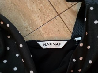 Vestido Naf Naf topos blanco y negro talla 38.