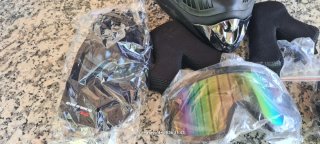 Casco integral MTB + Gafas y guantes.