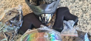 Casco integral MTB + Gafas y guantes.