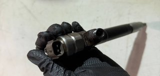 Inyector Peugeot 6C1Q-9K546-AC