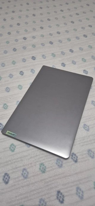 Lenovo IdeaPad 3 i7 16GB 512GB SSD Gris