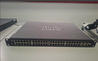 Switch Cisco SG300-52P PoE 52 Puertos