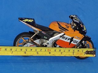 Honda RC211V 1/12 Valentino Rossi