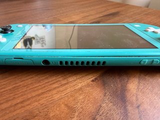 Nintendo Switch Lite para piezas NO FUNCIONA