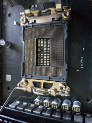 MSI MAG Z790 Tomahawk WIFI Placa Base