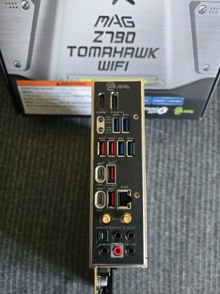 MSI MAG Z790 Tomahawk WIFI Placa Base