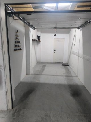 Garaje con trastero