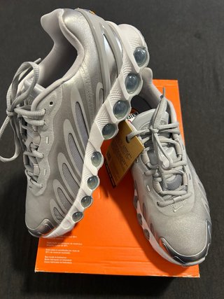 Nike Air Max DN8 Metallic Silver 42 unisex