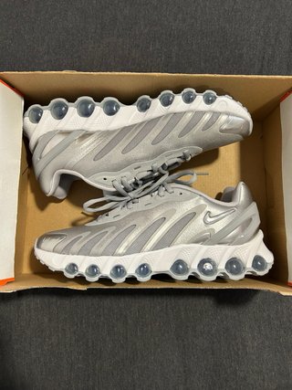 Nike Air Max DN8 Metallic Silver 42 unisex