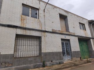 Casa 300 metros para tirar o reformar