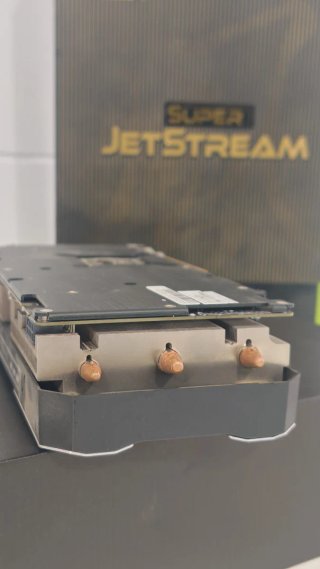 Tarjeta gráfica GeForce GTX1070 Super Jetstream 8G