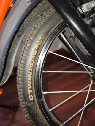 Bicicleta infantil naranja 5-8 años