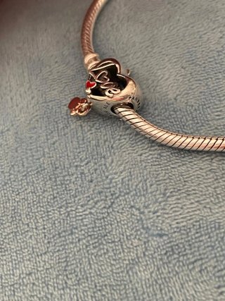 Charm Corazón Minnie Mamá Disney