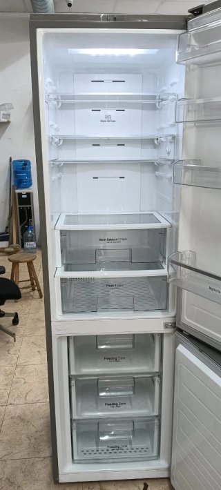 NEVERA L. G ACERO INOXIDABLE NO FROST ENERGÍA A++