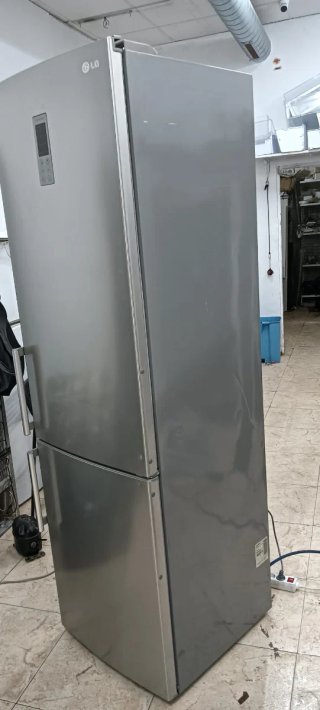 NEVERA L. G ACERO INOXIDABLE NO FROST ENERGÍA A++