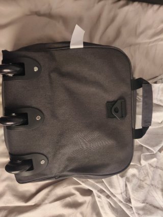 Maleta  73 6 L de viaje plegable con 3  ruedas.