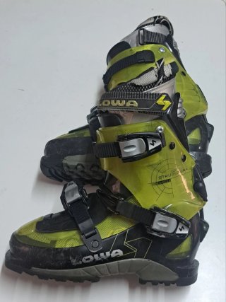Botas de esquí travesía y freeride LOWA