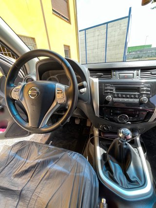 Nissan Navara Doble Cabina Pick Up