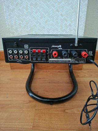 Equipo de altavoces Sony Negro y amplificador