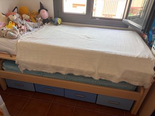 Dormitorio infantil-juvenil de madera