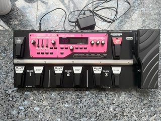 BOSS RC-300 (Fuente alimentación original)