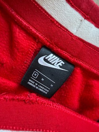 Nike NSW Air Pantalón Rojo Retro