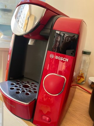 Cafetera Bosch Tassimo Roja
