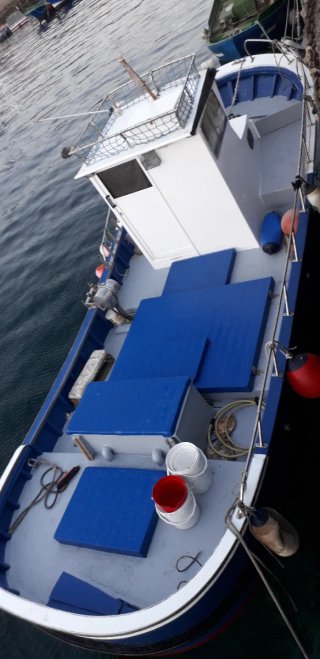 Barco de pesca profesional