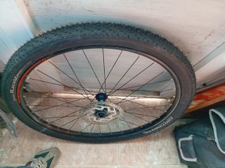 Rueda Solo precio de LLanta con disco,buje de 110m