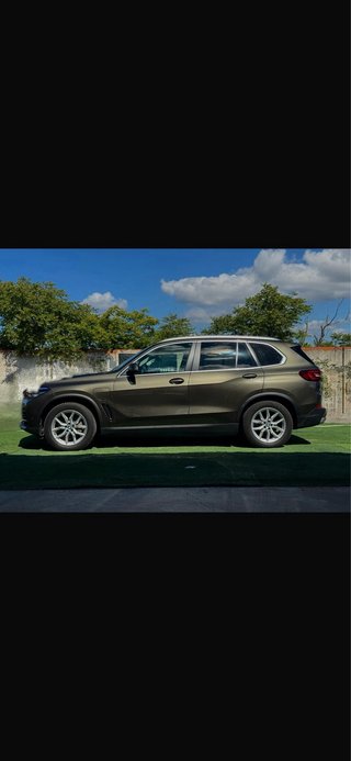 BMW X5 2021