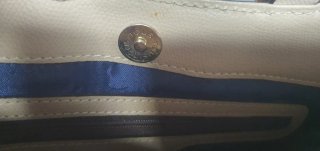 Bolso y cartera Tous beige y dorados