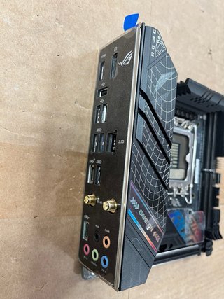 Placa Base ASUS ROG STRIX B760-I #747LBJ