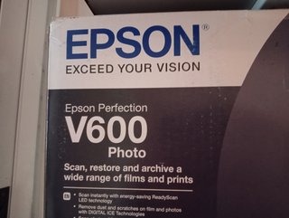 Escáner Epson Perfection V600 Photo