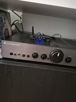 Amplificador Cambridge Audio
