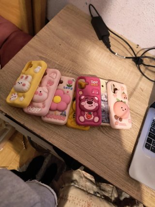 Pack de fundas iPhone 16 (normal) adorables