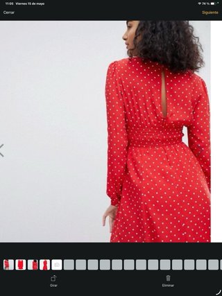 Vestido rojo de lunares