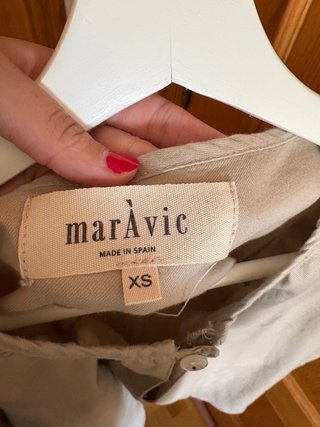 Blusa Maravic topo con puños estampados