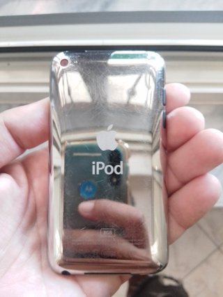iPod 8gb iPod 2 GB.